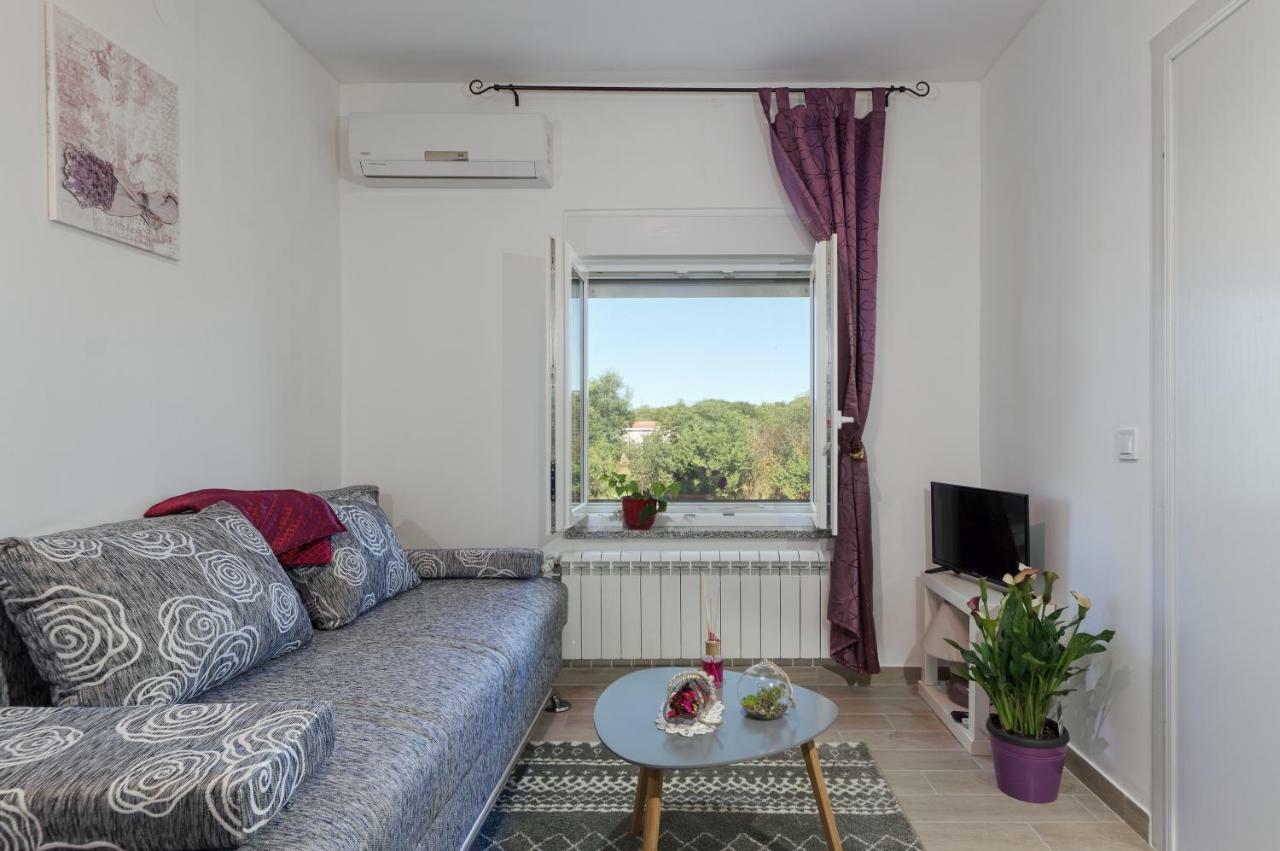 Apartment Lavander 02 Pula Bagian luar foto